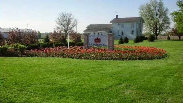 Hanson Landscape Picture 5