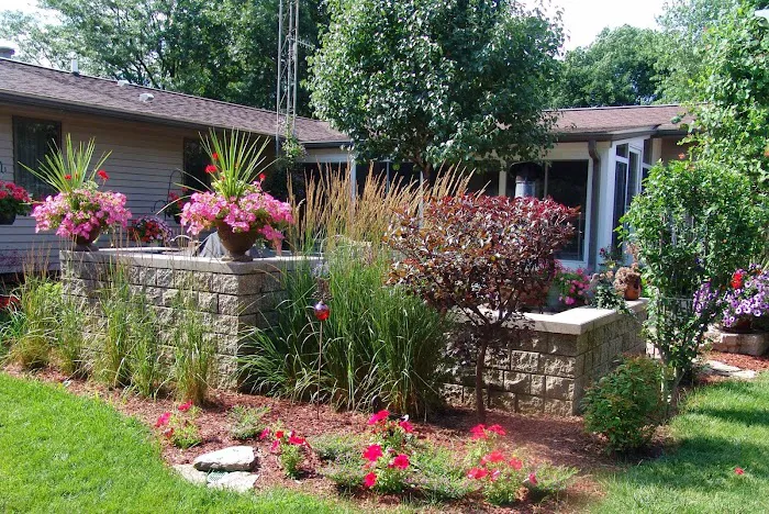 Hanson Landscape Picture 8