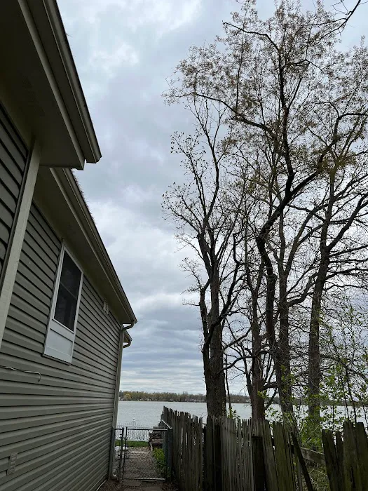 M&C Landscaping and Tree service . Picture 1