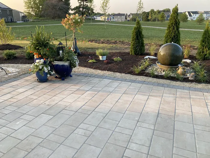 Luis Lawn Care Inc. Picture 6