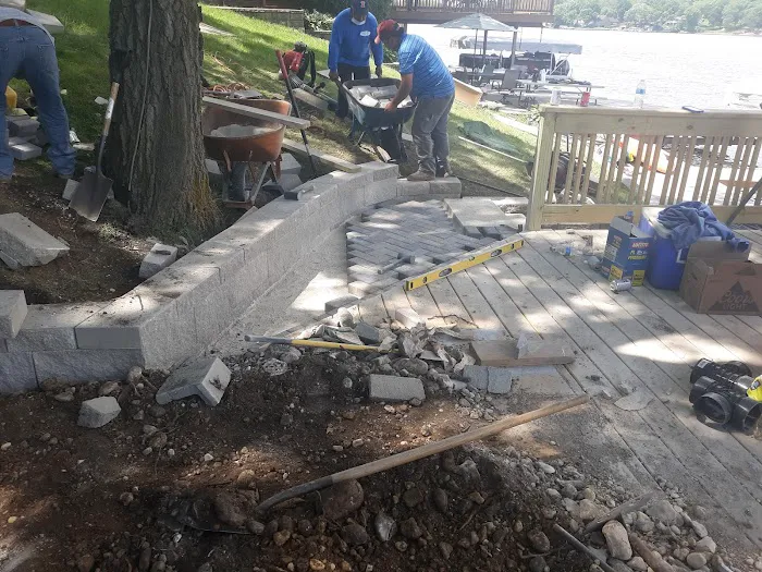 Martin's Landscaping & Tree service Picture 10