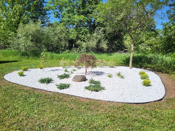 Martin's Landscaping & Tree service Picture 6