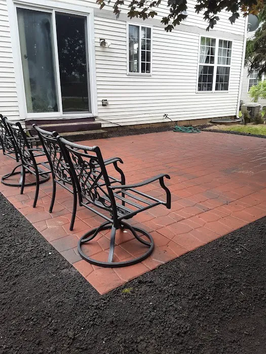 SORIA LANDSCAPING Picture 9