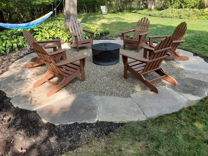 Acosta & Son's Lawn & Garden Maintenance LLC Picture 8
