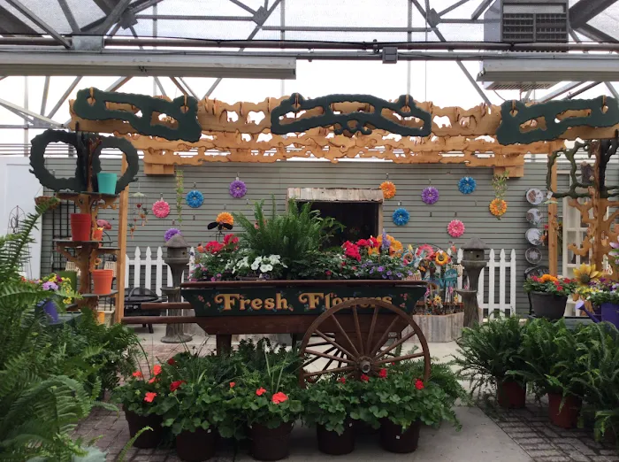 Tholens' Landscape & Garden Center Picture 6
