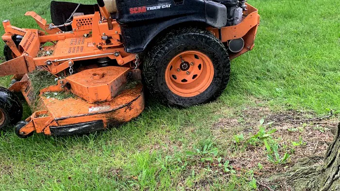 R&D lawn landscaping and Snow removal LLC Picture 4
