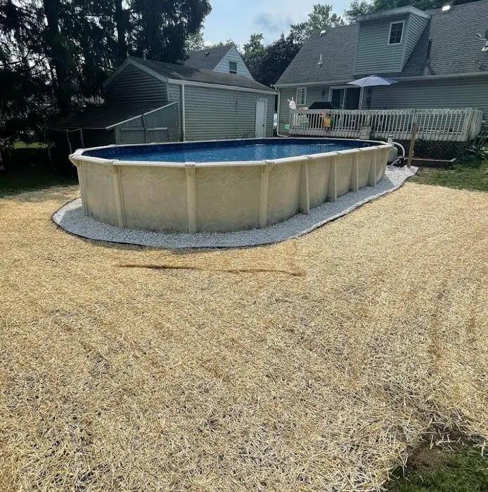 J.E. Landscaping Picture 9