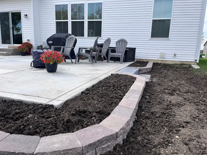 J.E. Landscaping Picture 8