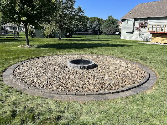 L & J landscaping & lawn care snow removal LLC Picture 9
