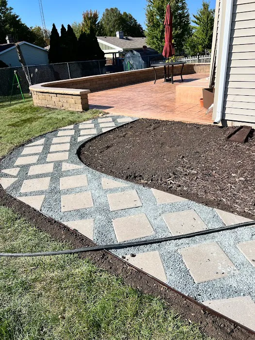 Gamez Lawn Service & Landscaping Picture 9