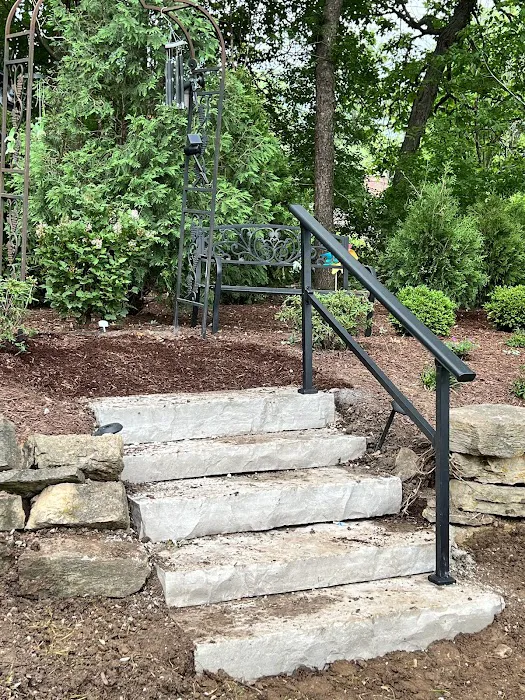 Gamez Lawn Service & Landscaping Picture 5