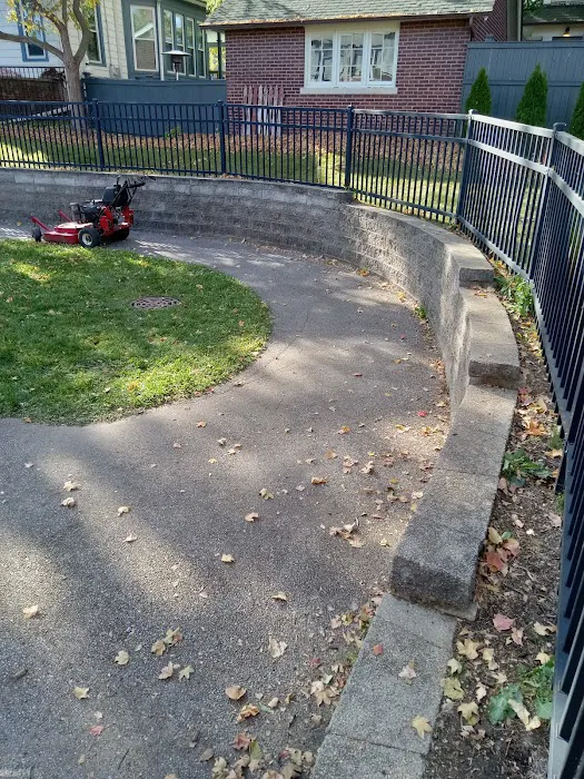 J.Bello Landscaping & lawn care -we have insurance Picture 8
