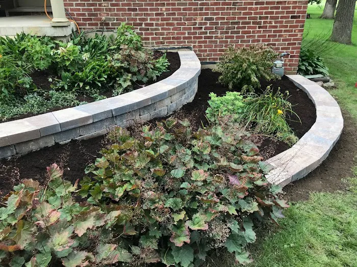 Lloyd Landscaping & Garden Center Picture 10