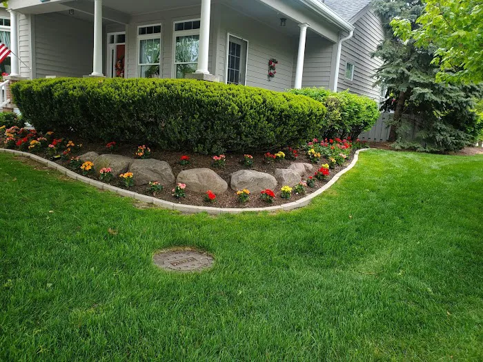 Rigo Alvarez Landscaping Corp. Picture 6