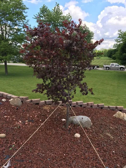 Apple Leaf Landscaping Co. Picture 1