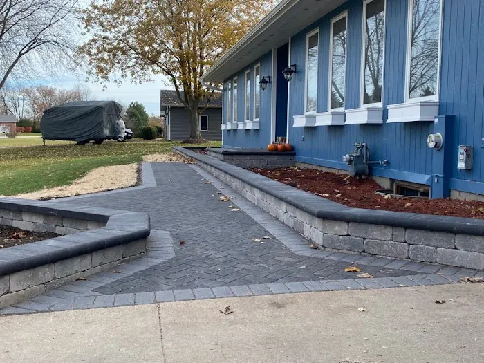 Mendez Landscaping & Brick Pavers Inc. Picture 1