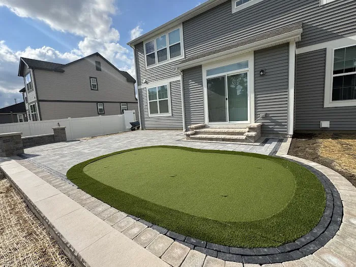 Mendez Landscaping & Brick Pavers Inc. Picture 3