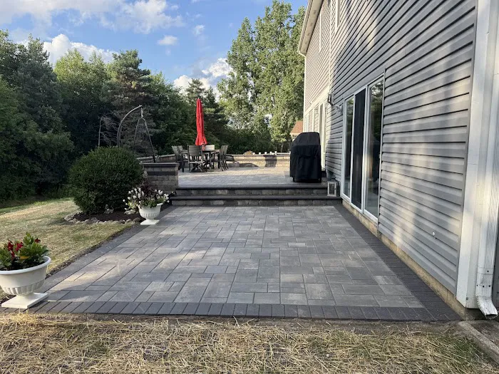 Mendez Landscaping & Brick Pavers Inc. Picture 10