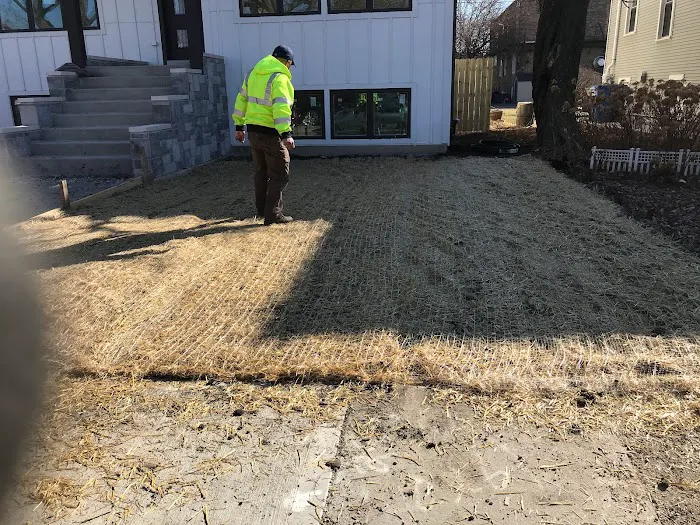 S&S Landscaping Picture 5