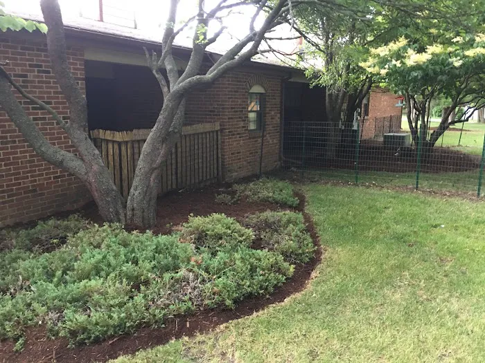 S&S Landscaping Picture 7