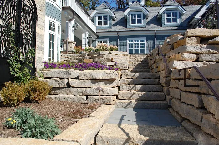 Stonetree Landscapes Inc Picture 1