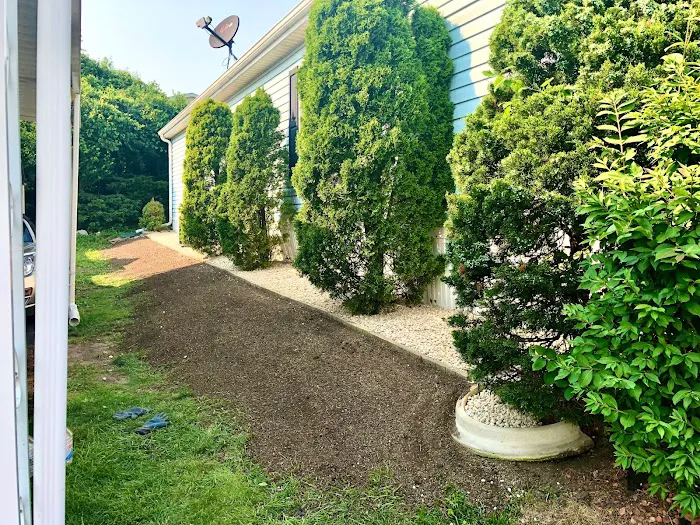 State Line Landscaping Picture 8