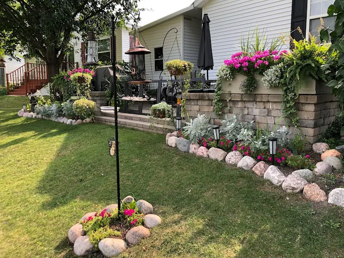 State Line Landscaping Picture 4