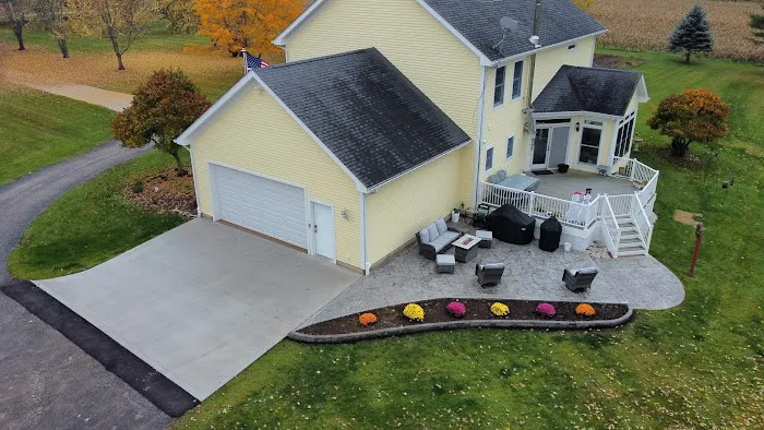 Cal and Shan's Landscape and Design Picture 5