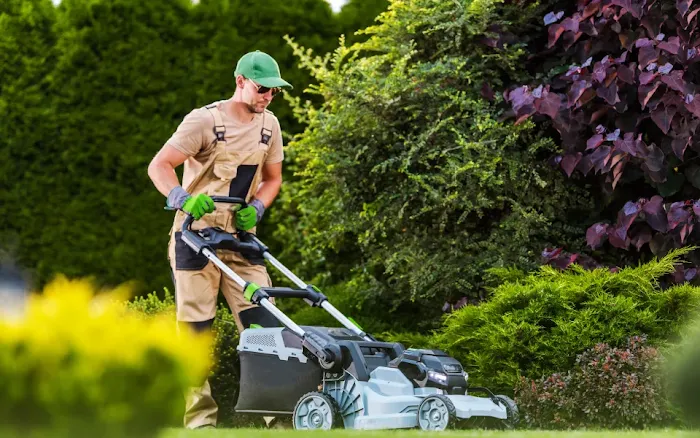Royal Gardens Landscaping Picture 8