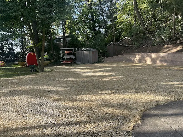 Koch Kuts LLC Picture 1