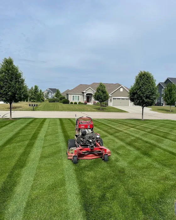 Dibble's Outdoor Services LLC Picture 1