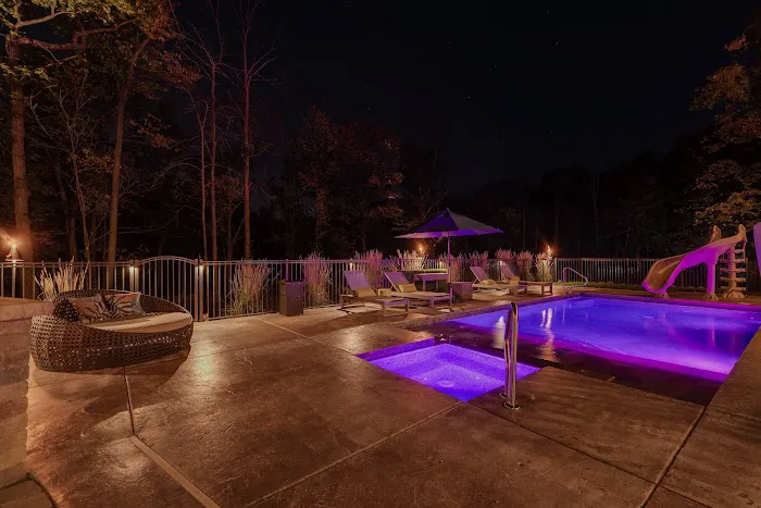 LightQuest Outdoor Illumination Picture 1