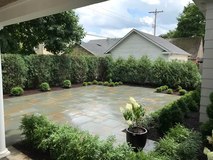 Prairie Ridge Lawn Service Picture 1