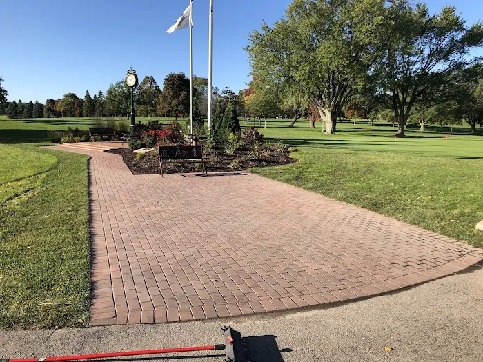 Prairie Ridge Lawn Service Picture 2