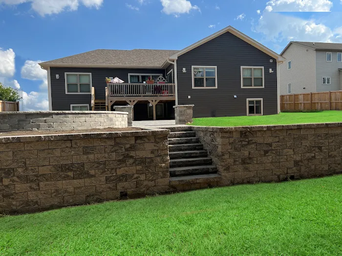 Prairie Ridge Lawn Service Picture 6