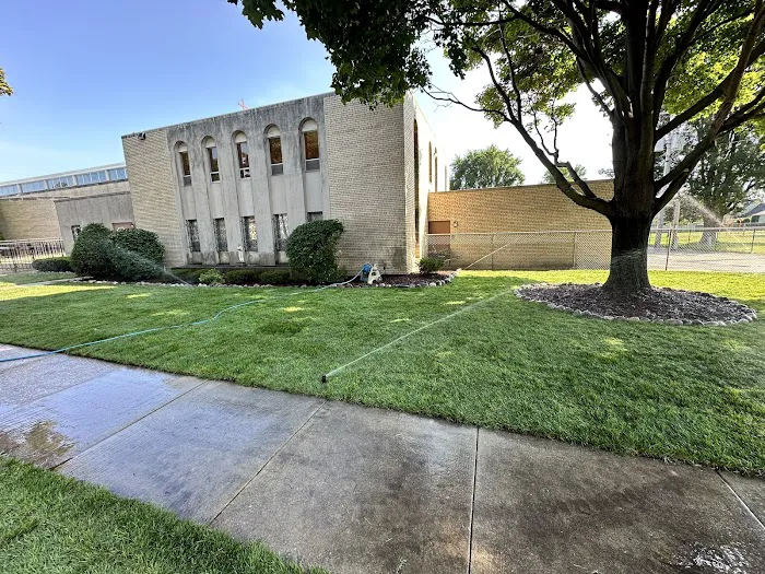 Perfected Landscaping LLC Picture 2