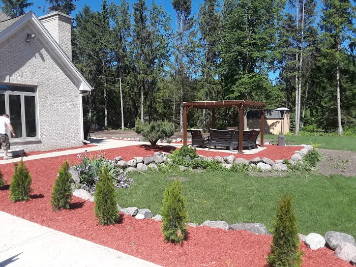 Perfected Landscaping LLC Picture 3