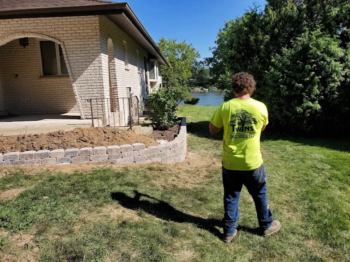 Twins Landscaping & brick paving LLC Picture 9