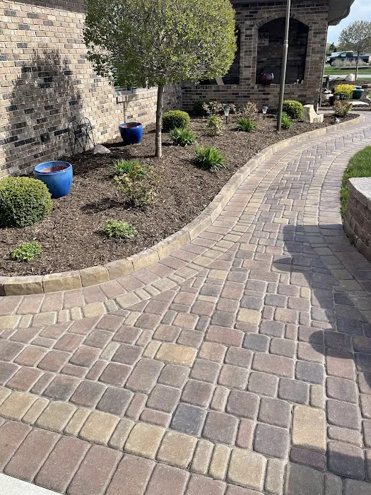 Castillo Landscaping Inc Picture 8