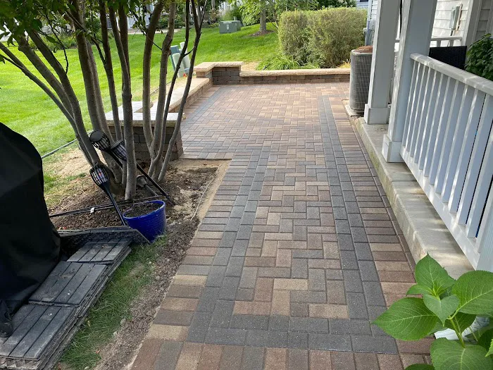 Grizel Hardscape and Landscape Inc Picture 4
