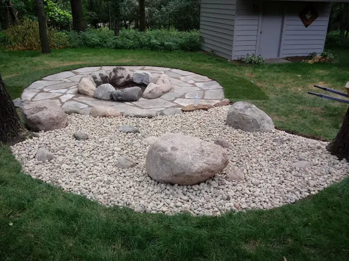 Waterfalls and Landscaping Co. Picture 2