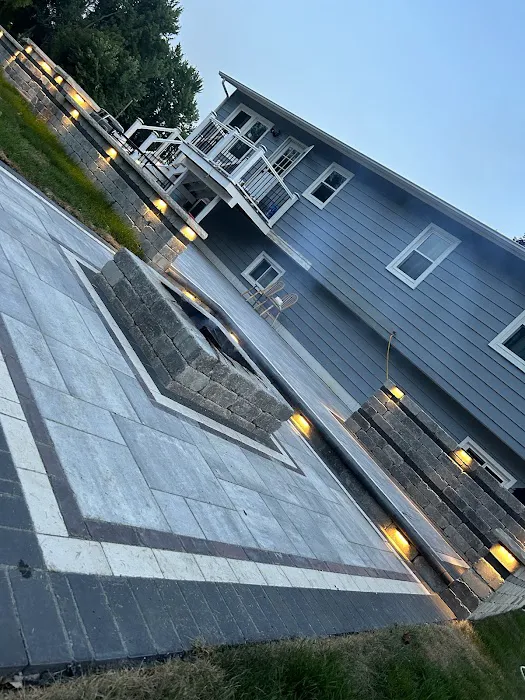 Rock Spring Landscape & Construction Picture 8