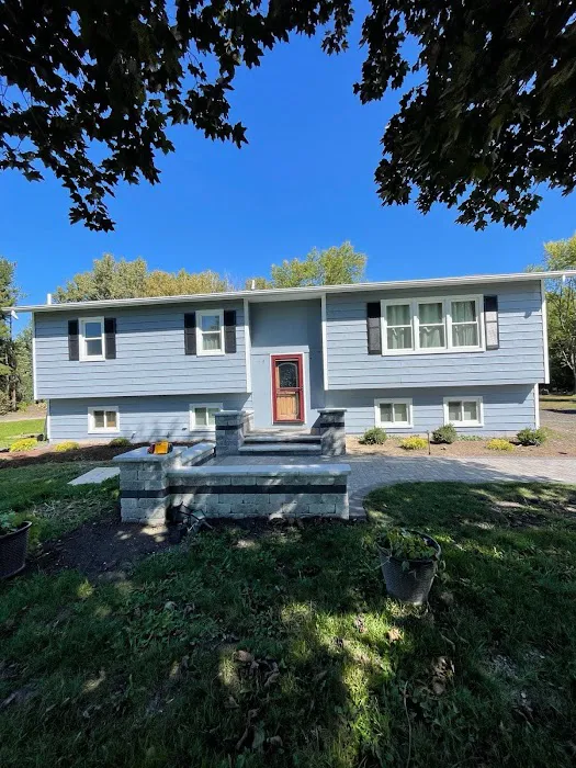 Rock Spring Landscape & Construction Picture 1