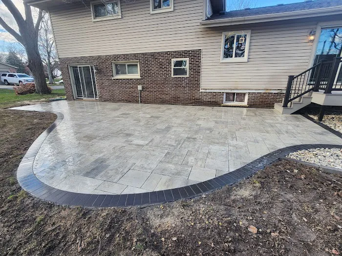 Rock Spring Landscape & Construction Picture 10