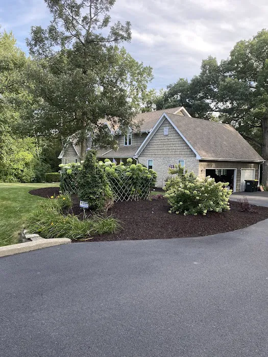Red Maple Landscaping & Tree Services LLC Picture 9