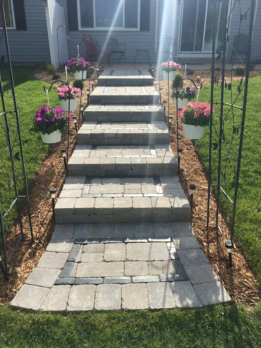 E & J Landscaping Picture 3