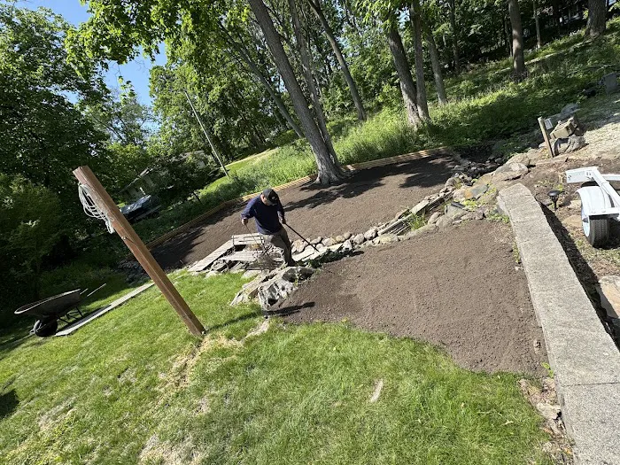 Green Valley Landscaping Picture 10