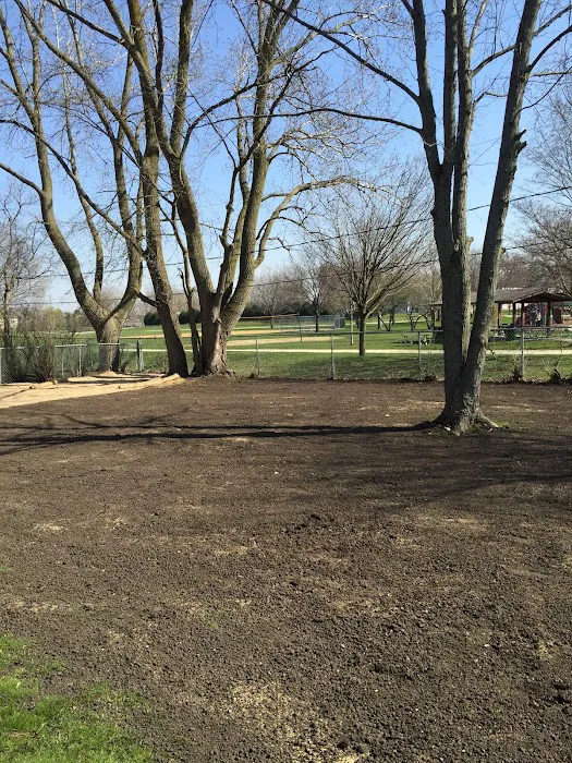 Landscaping Lawn Maintenance Plus Inc Picture 2