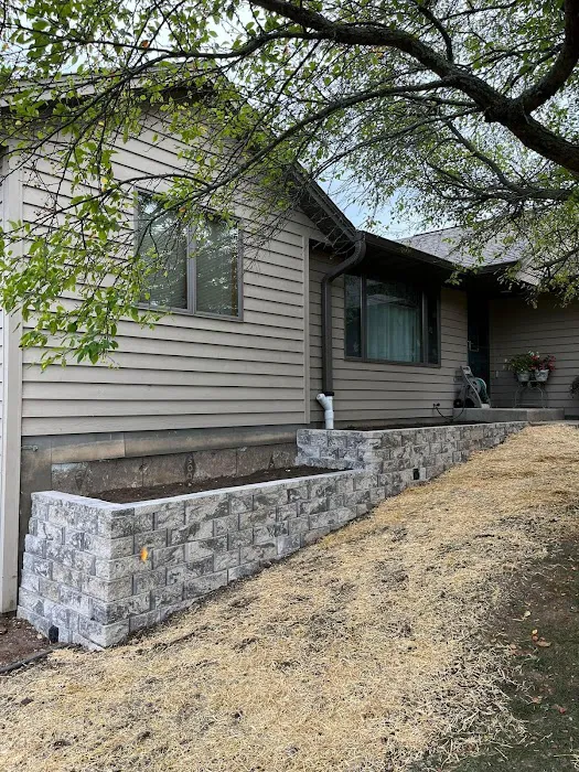 Boulder Ridge Landscaping Picture 10