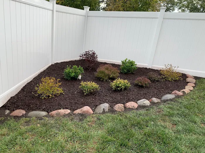 Mendez Landscaping and Lawn Care Picture 6